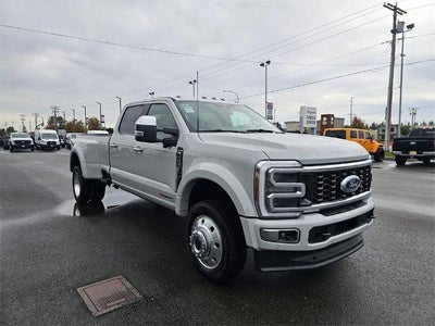 2025 Ford F-450SD Platinum