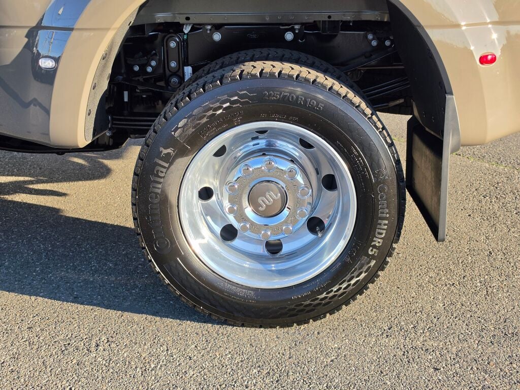 2027 Ford Super Duty F-450® King Ranch®