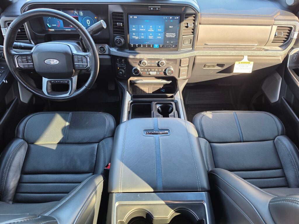 2025 Ford F-450SD Platinum DRW