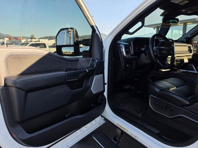 2025 Ford F-450SD Platinum DRW