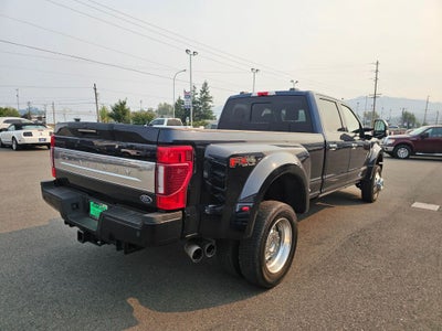 2022 Ford F-450SD Platinum