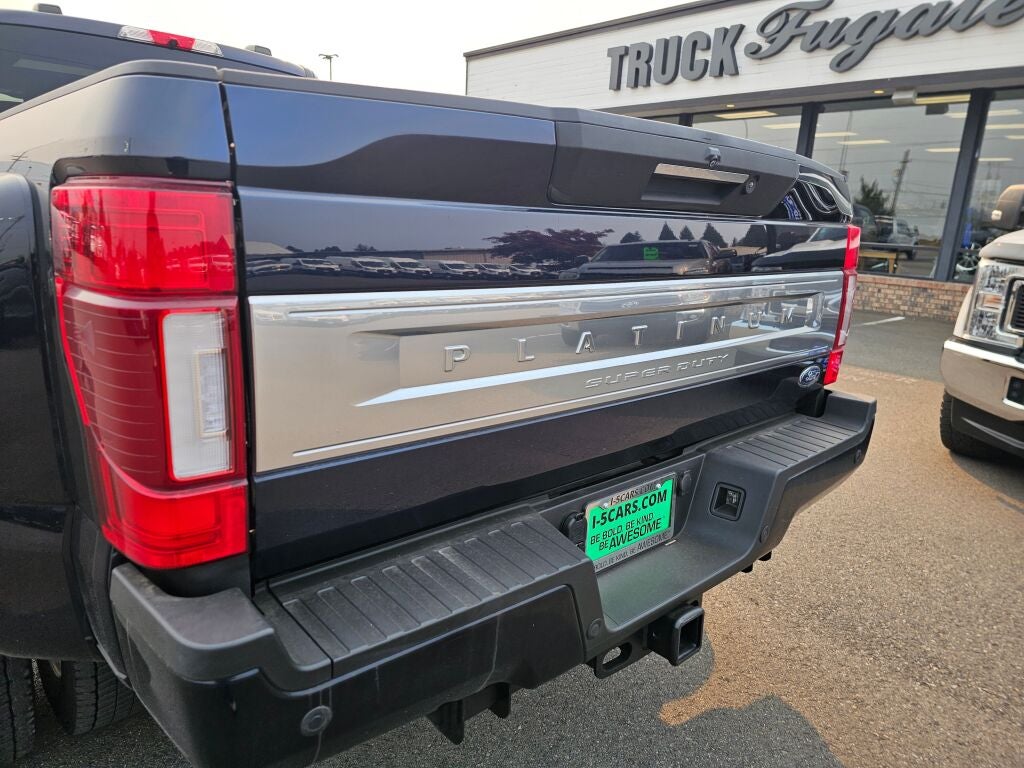 2022 Ford F-450SD Platinum
