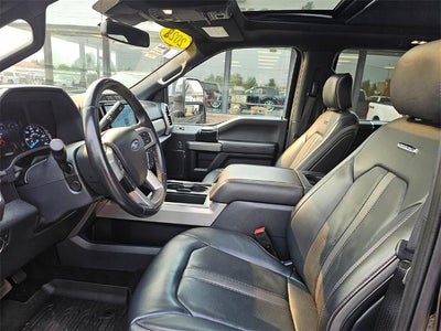 2022 Ford F-450SD Platinum