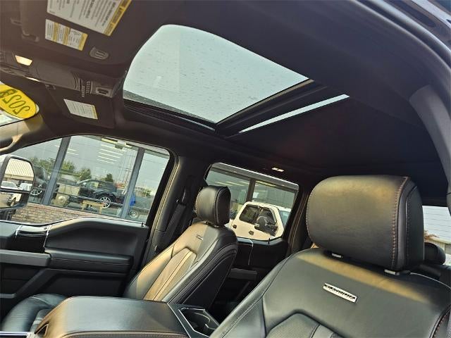 2022 Ford F-450SD Platinum