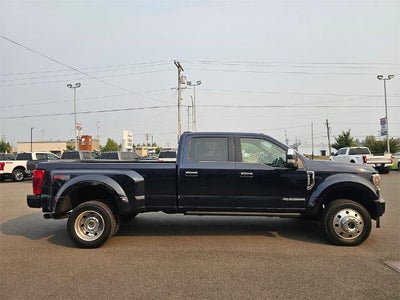 2022 Ford F-450SD Platinum