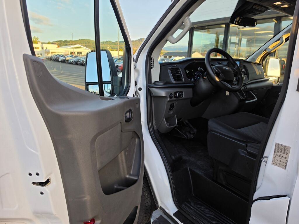 2025 Ford Transit-250 Base