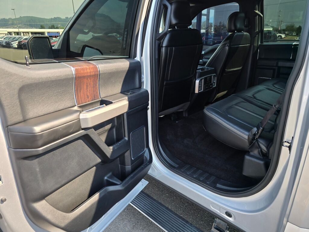2017 Ford F-150 Platinum