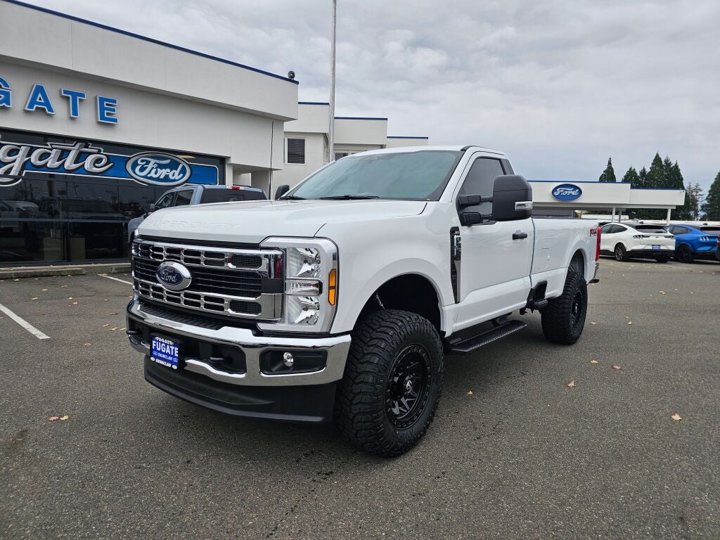 2025 Ford F-350SD XLT