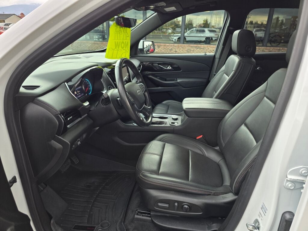 2022 Chevrolet Traverse RS