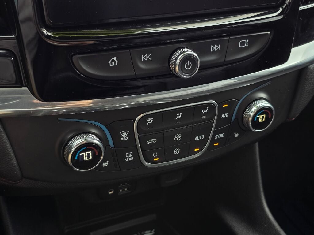 2022 Chevrolet Traverse RS