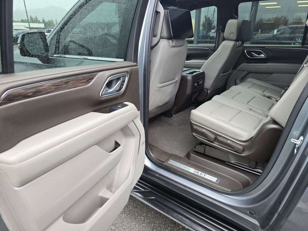 2021 Chevrolet Suburban LT