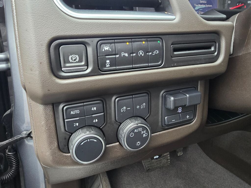 2021 Chevrolet Suburban LT
