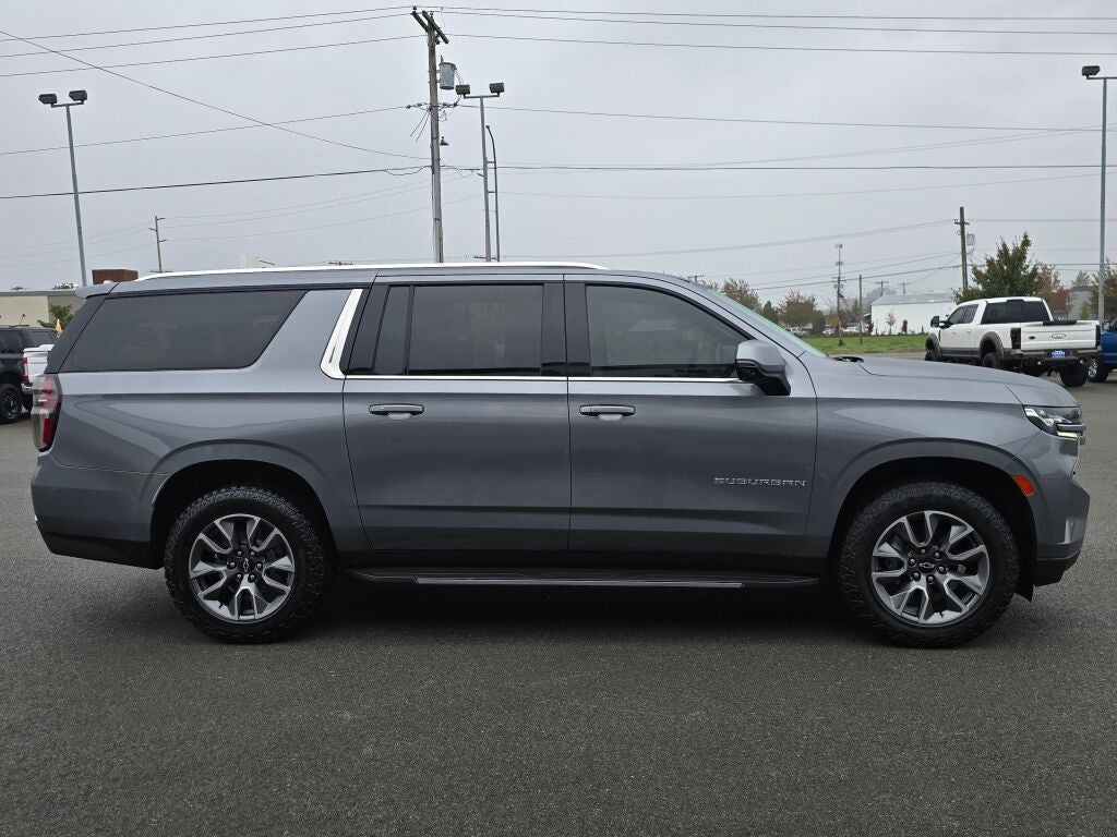 2021 Chevrolet Suburban LT