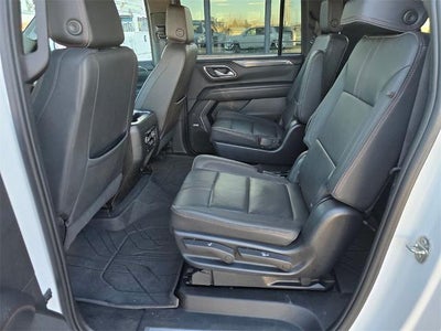 2023 Chevrolet Suburban RST