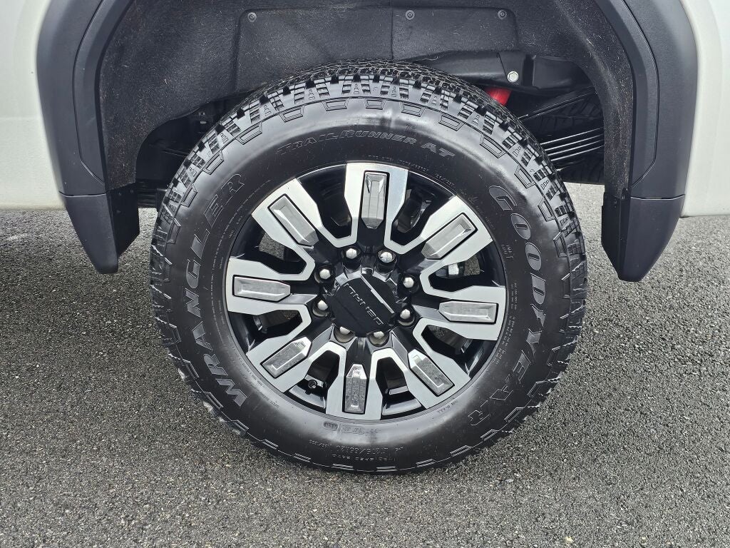 2025 GMC Sierra 3500HD Denali