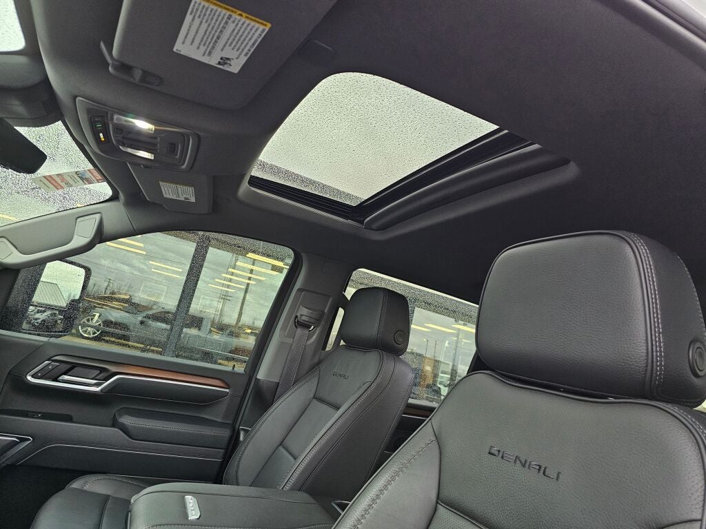 2025 GMC Sierra 3500HD Denali
