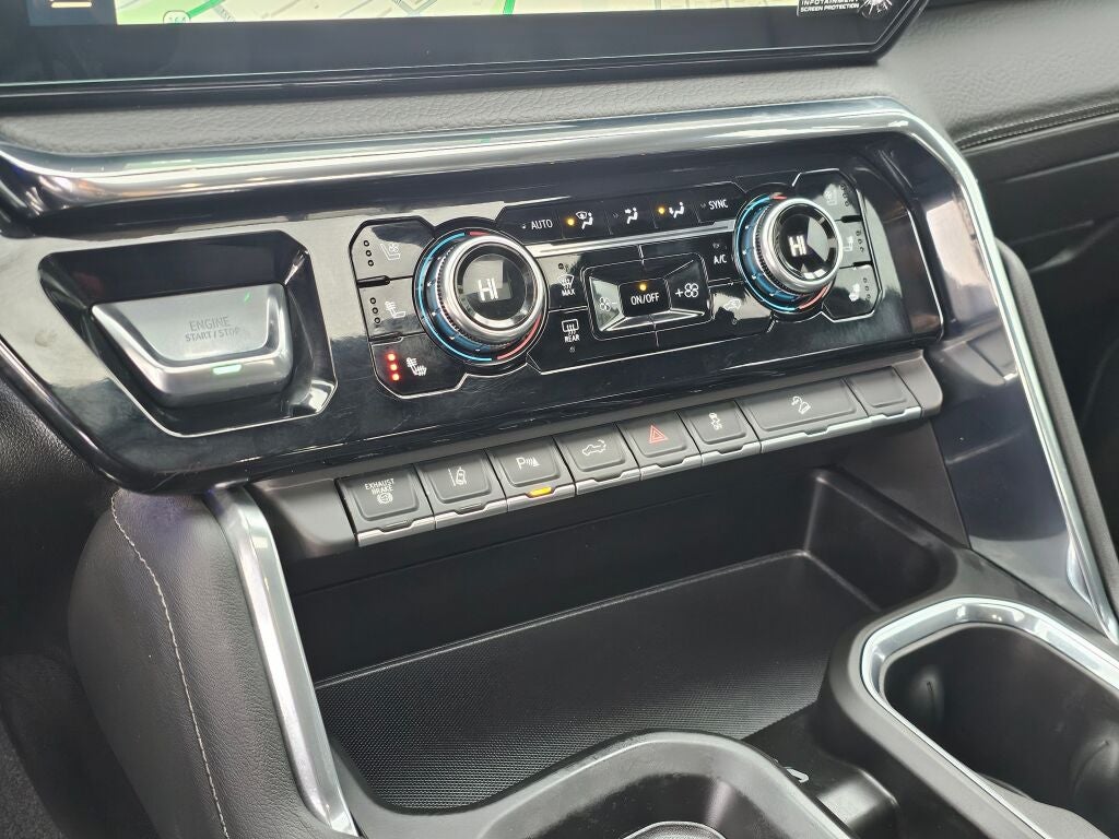 2025 GMC Sierra 3500HD Denali