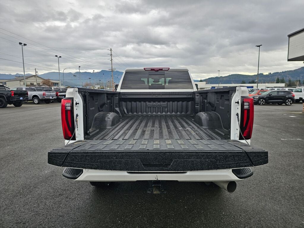2025 GMC Sierra 3500HD Denali