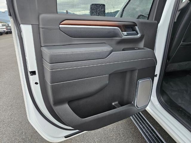 2025 GMC Sierra 3500HD Denali