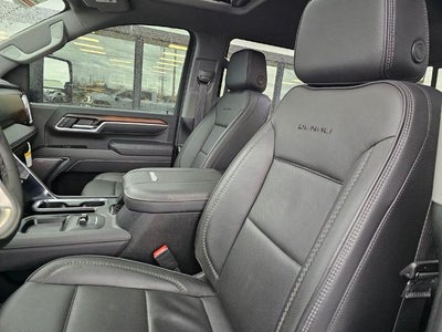 2025 GMC Sierra 3500HD Denali