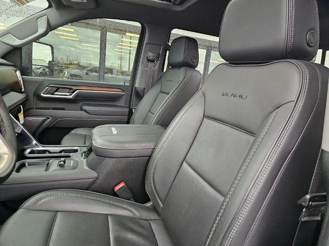 2025 GMC Sierra 3500HD Denali