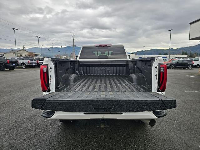 2025 GMC Sierra 3500HD Denali