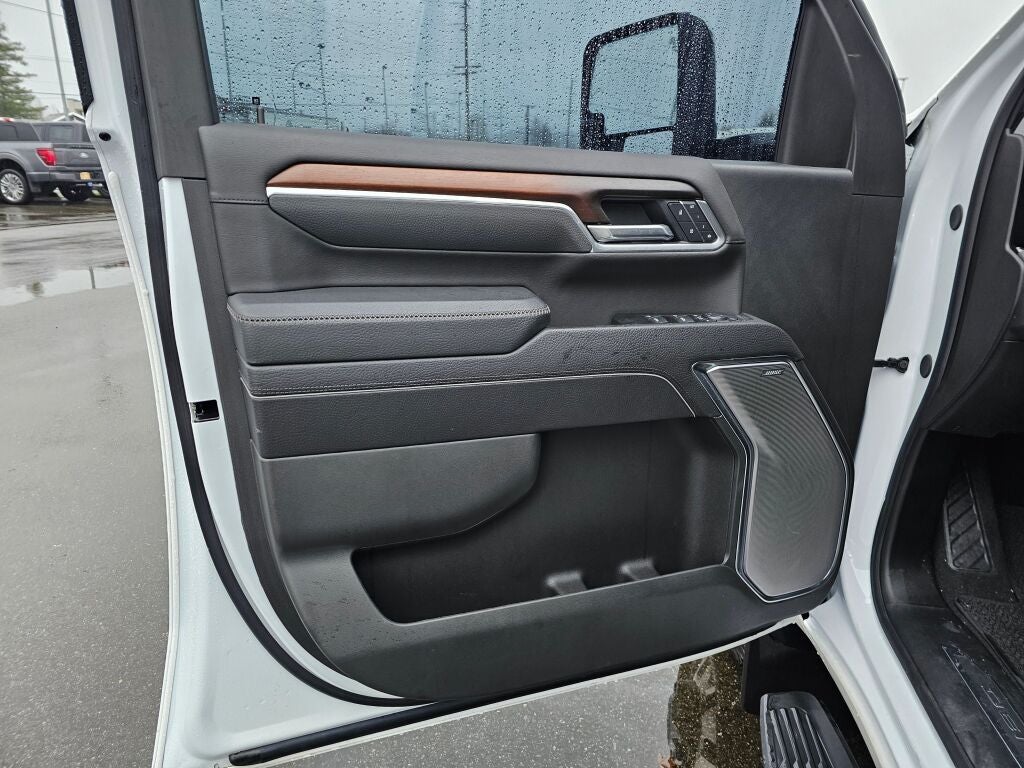 2025 GMC Sierra 3500HD Denali