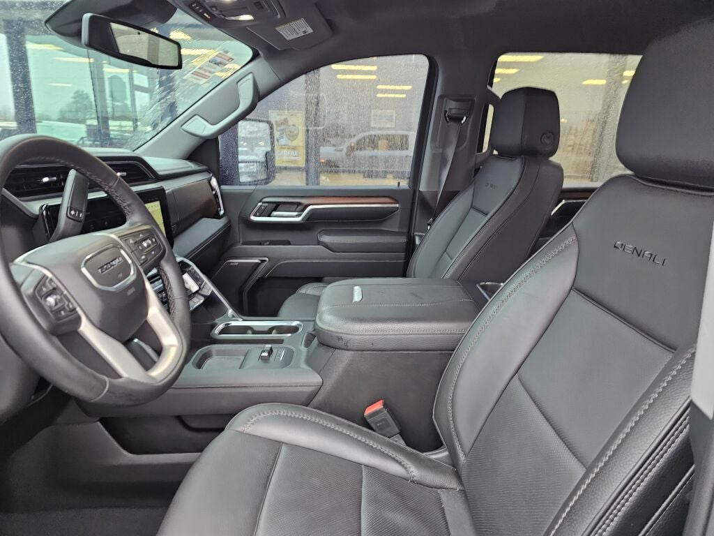 2025 GMC Sierra 3500HD Denali