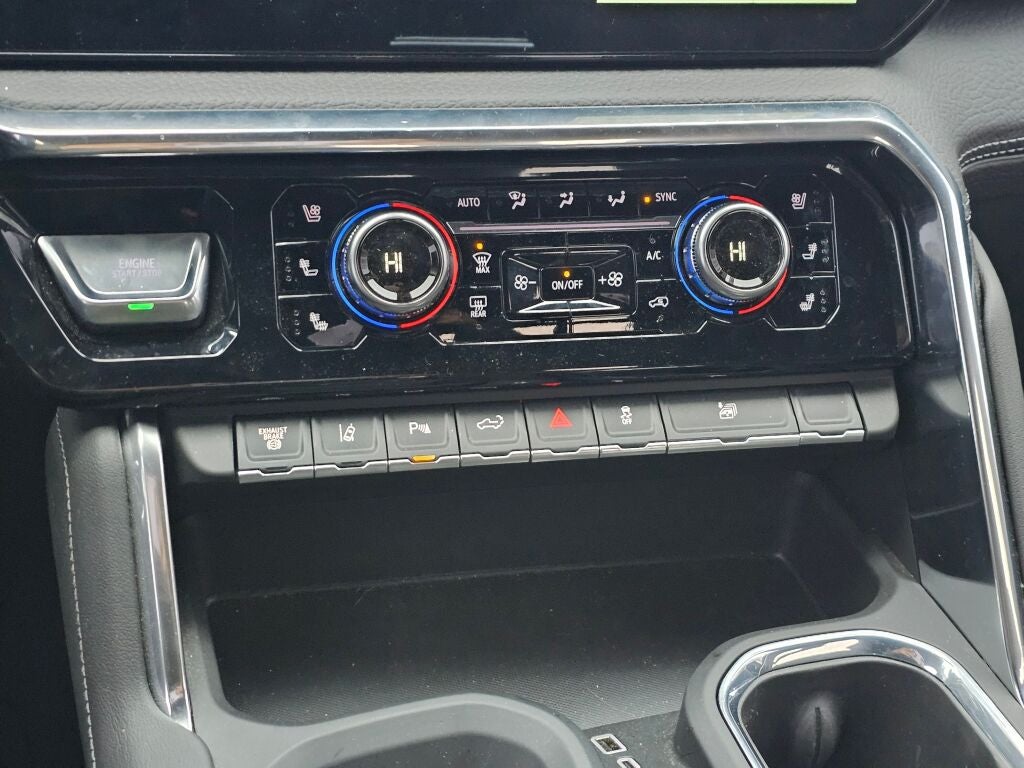 2025 GMC Sierra 3500HD Denali