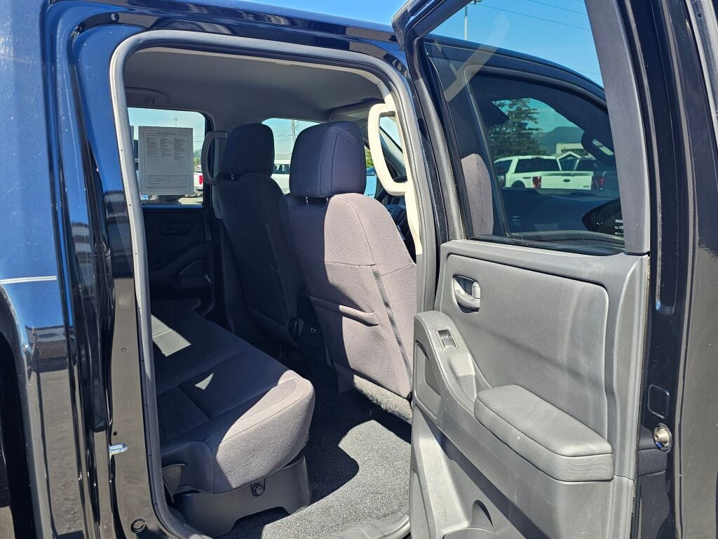 2022 Nissan Frontier S