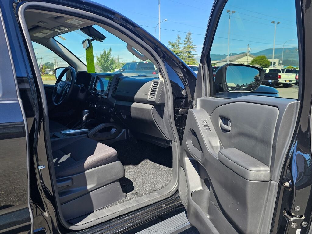 2022 Nissan Frontier S