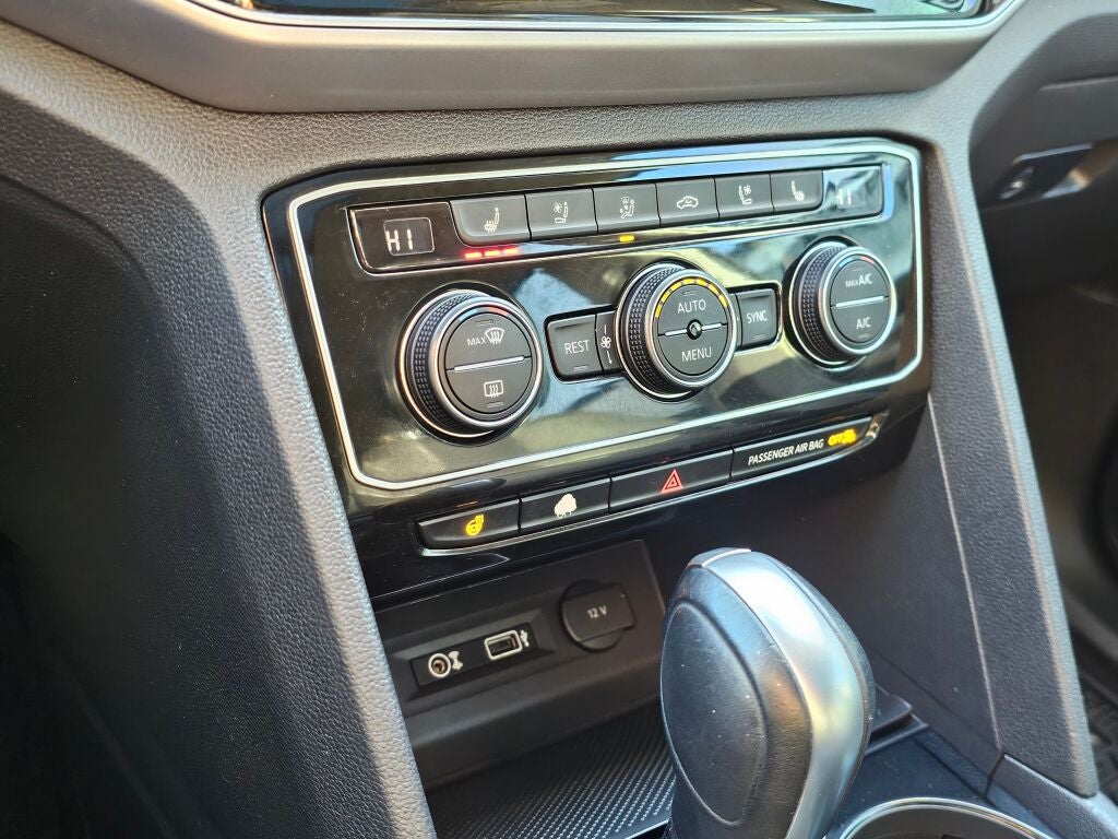 2018 Volkswagen Atlas SEL Premium