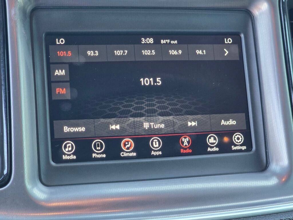 2022 Dodge Challenger SXT