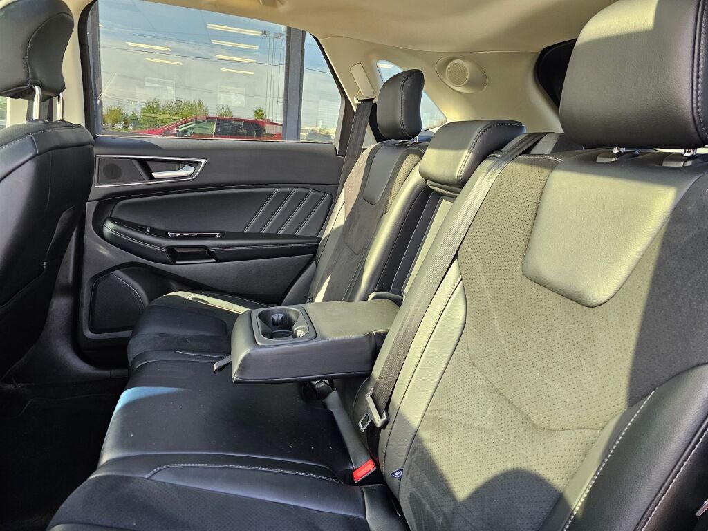 2016 Ford Edge Sport