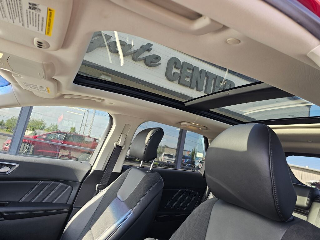 2016 Ford Edge Sport