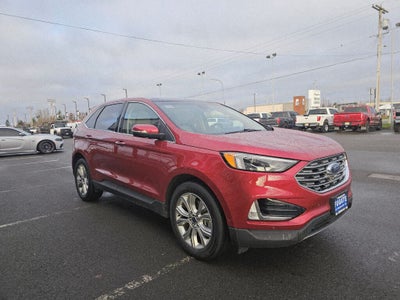 2020 Ford Edge Titanium