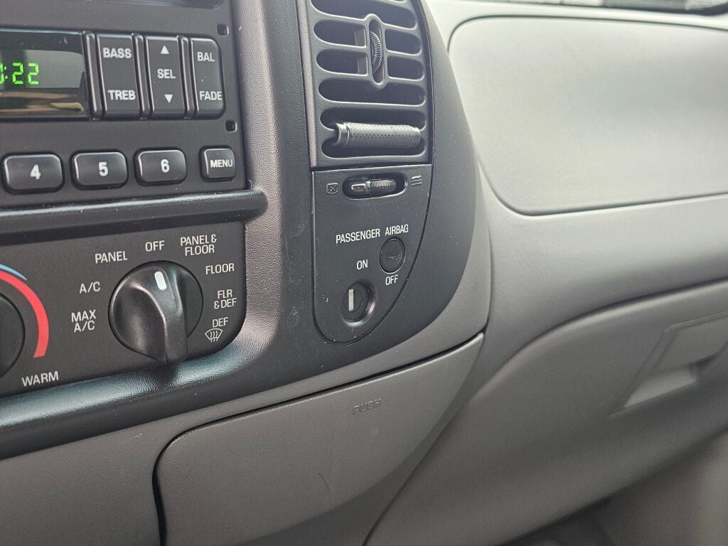 2004 Ford F-150 Lightning
