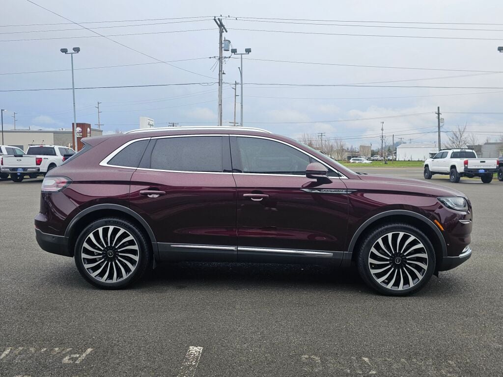 2022 Lincoln Nautilus Black Label