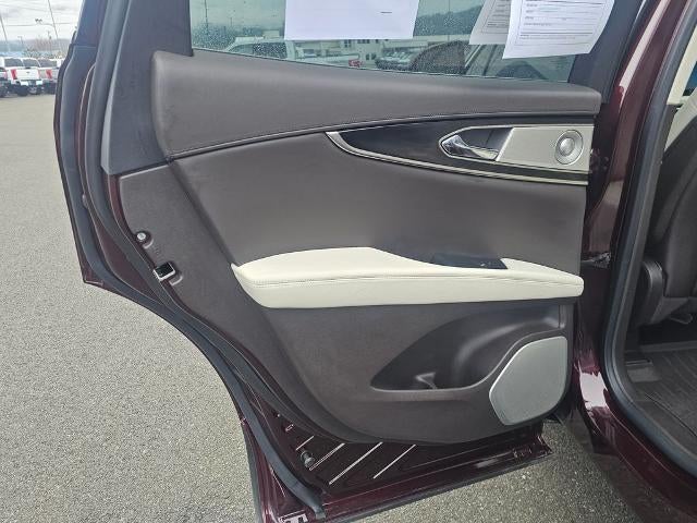 2022 Lincoln Nautilus Black Label