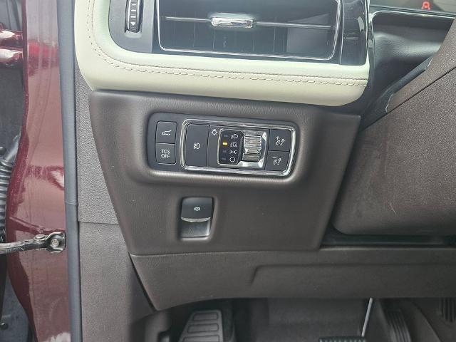 2022 Lincoln Nautilus Black Label