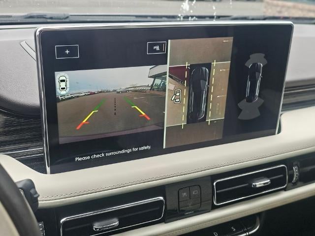 2022 Lincoln Nautilus Black Label