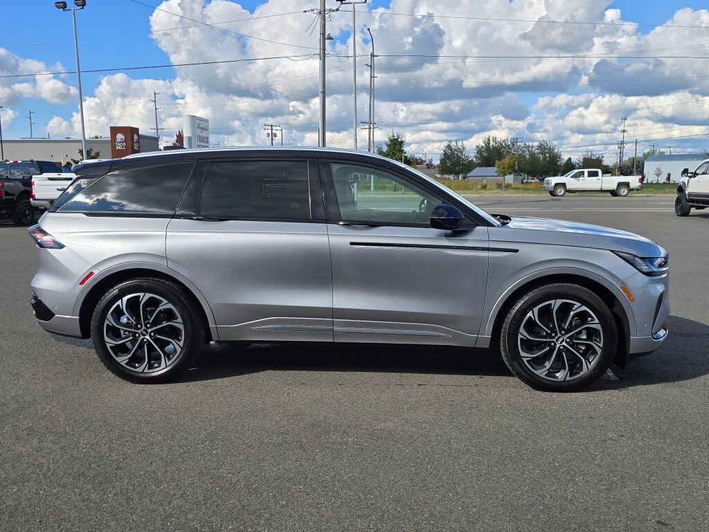 2024 Lincoln Nautilus Reserve
