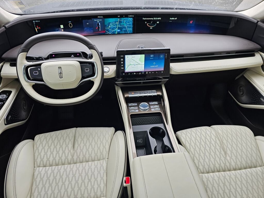 2025 Lincoln Nautilus Black Label