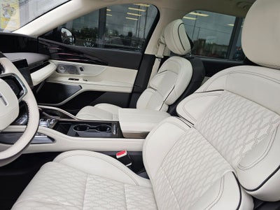 2025 Lincoln Nautilus Black Label