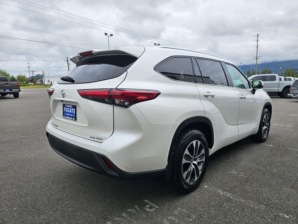 2021 Toyota Highlander XLE