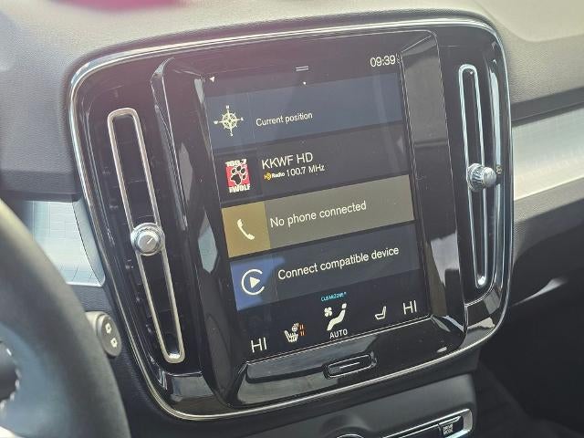 2021 Volvo XC40 Momentum