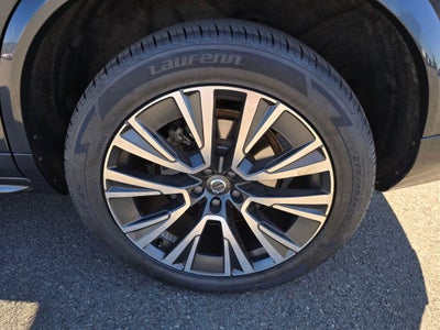 2021 Volvo XC90 T6 Momentum