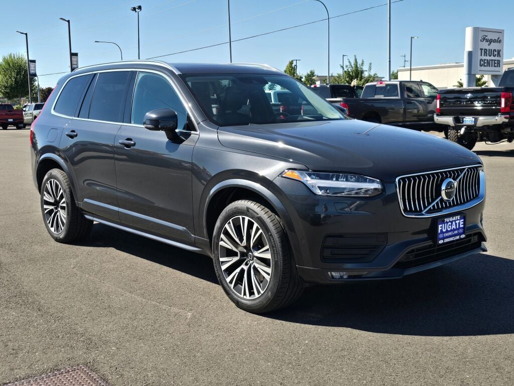 2021 Volvo XC90 T6 Momentum