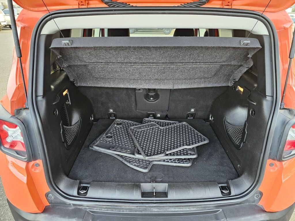 2017 Jeep Renegade Altitude